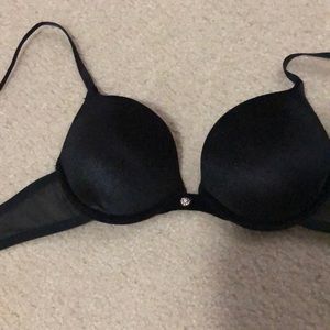 Black velvet push up bra